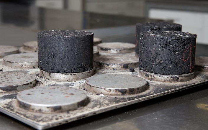 Asphalt und Bitumen - Chemisch Technisches Laboratorium Heinrich Hart GmbH